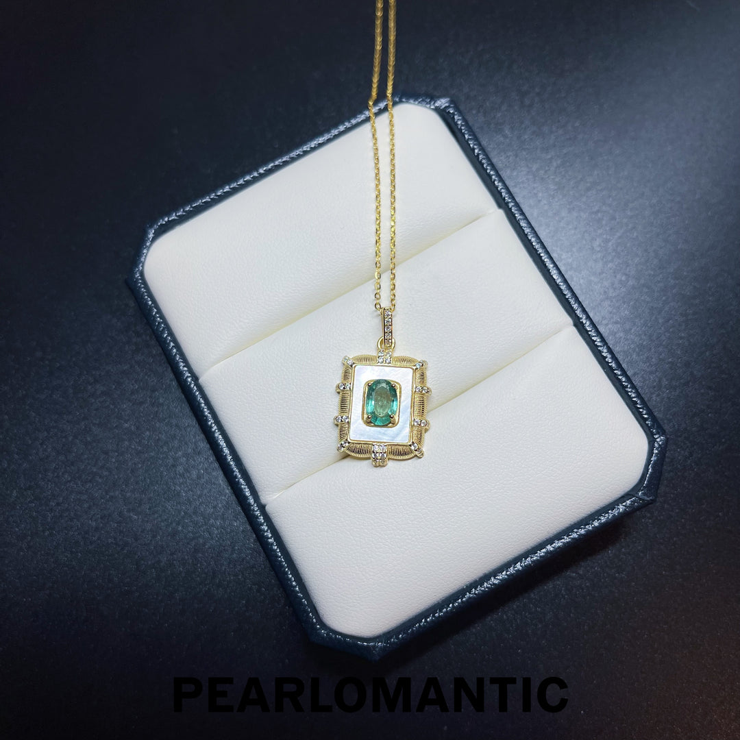 [Designer's Choice] Emerald About 1.3-1.5ct w/ Natural MOP Buccellati style Pendant