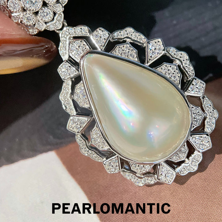 [Designer's Choice] Saltwater Mabe Pearl Crystal Garden Pearl Drops Pendants