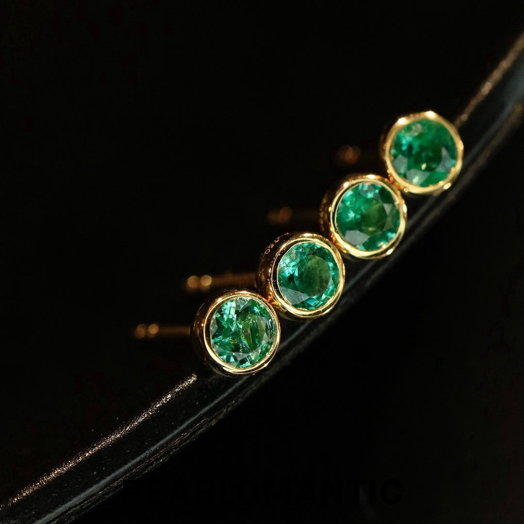 [Fine Jewelry] Vivid Green Emerald Minimalist Stud Earrings in 18K Gold