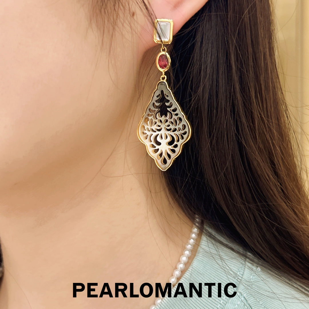 [Everyday Essnetials] Garnet w/ Black & White MOP Fancy Earring Studs