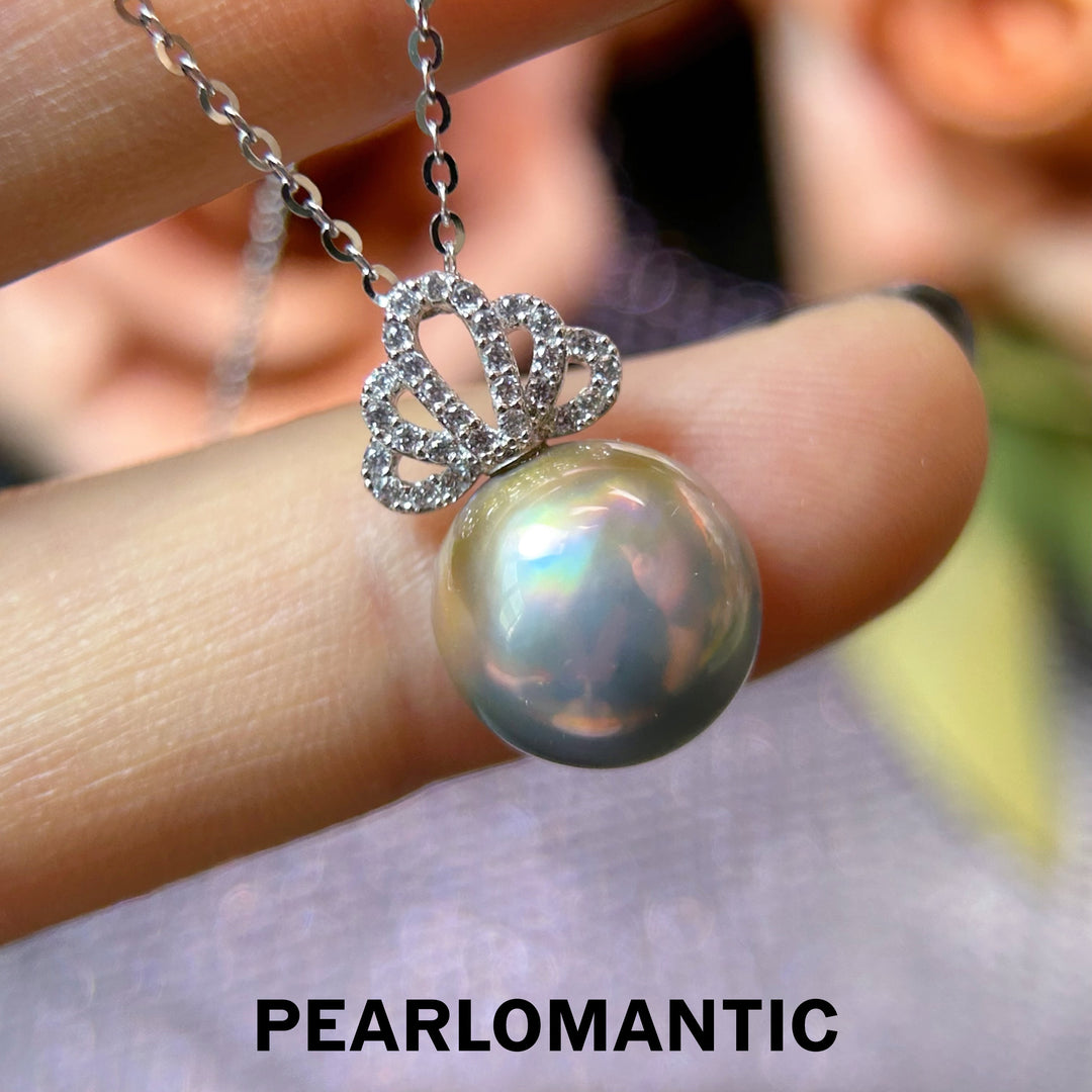 [Elección del diseñador] Colgante de corona con perla Mabe de 11 mm Radiant Galactic Glow