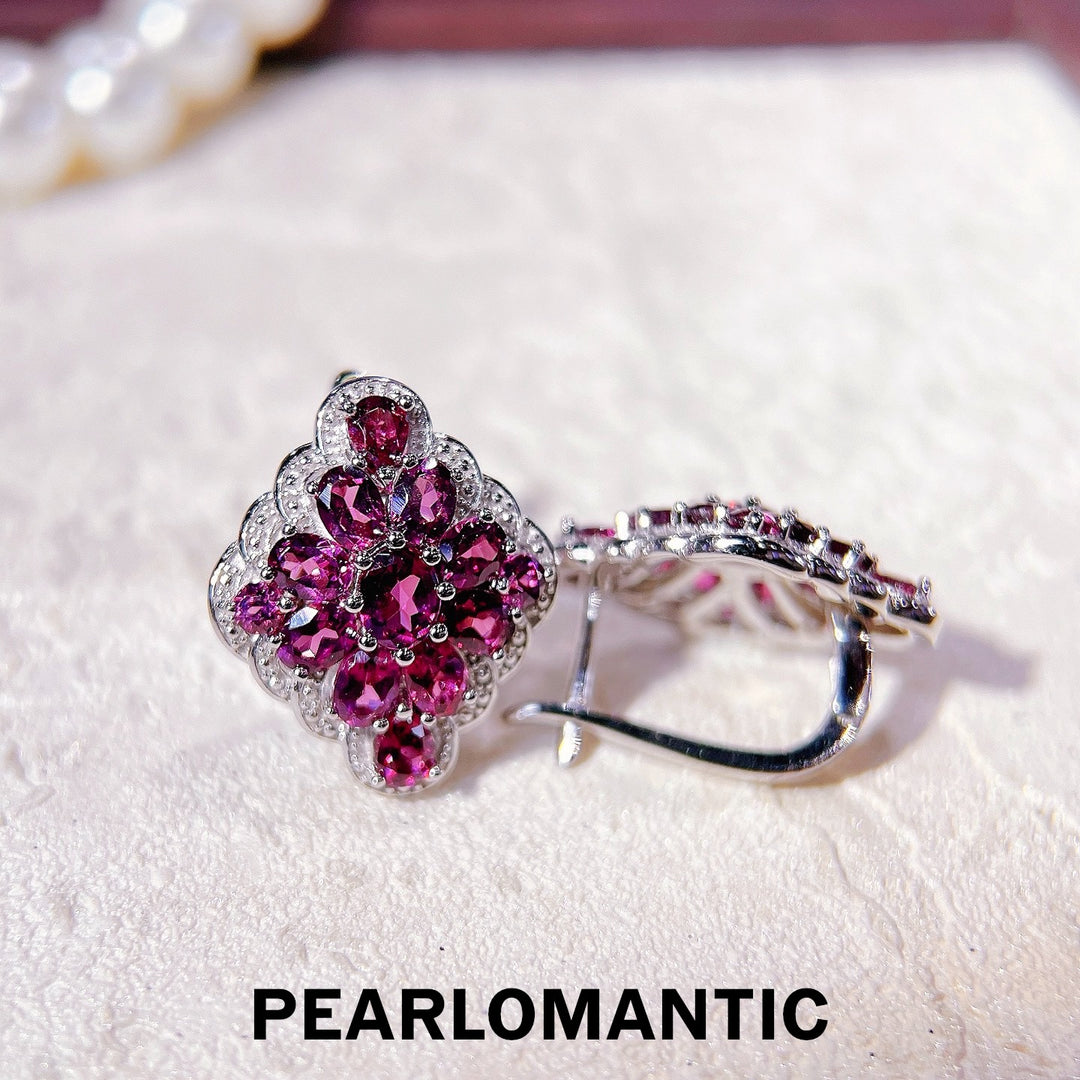 [Everyday Essnentials] Garnet Gem Floral Cluster S925 Silver Earring Studs