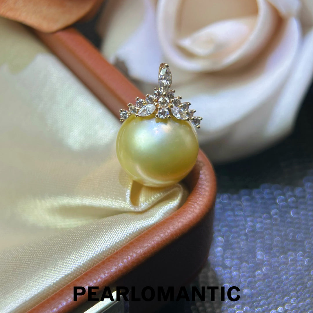 [618 Sale] 12.6mm Golden Pearl Floral Crown Pendant in 18K Gold