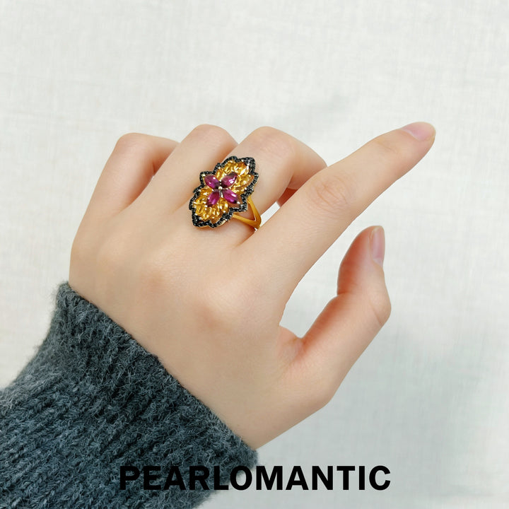 [Elección del diseñador] Exquisito Anillo Artesanal de Múltiples Piedras Preciosas con Pétalos Dorados y Plata Bañada en Oro