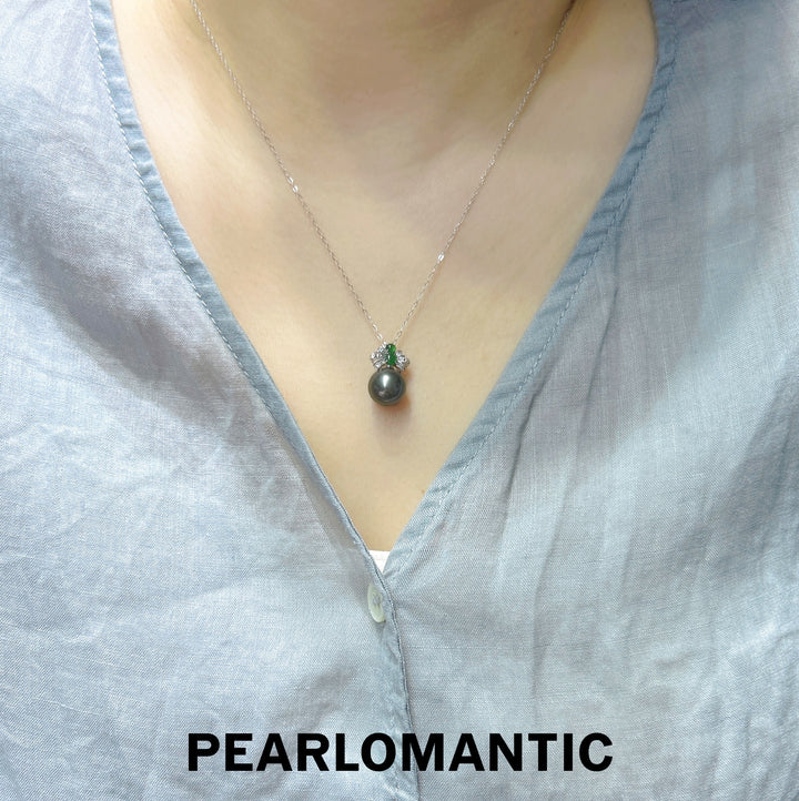 [Fine Jewelry] Lustrous Tahitian Pearl Pendant with Jade - 18k Gold Bow Accent Pendants