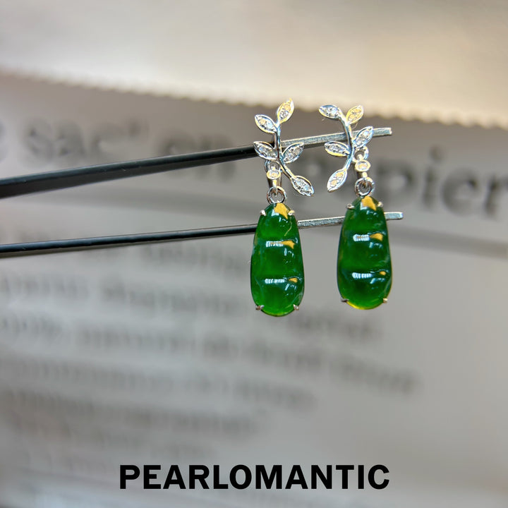 [Fine Jewelry] 18k White Gold Natural Jadeite Leaf Cut Earring w/ Diamond