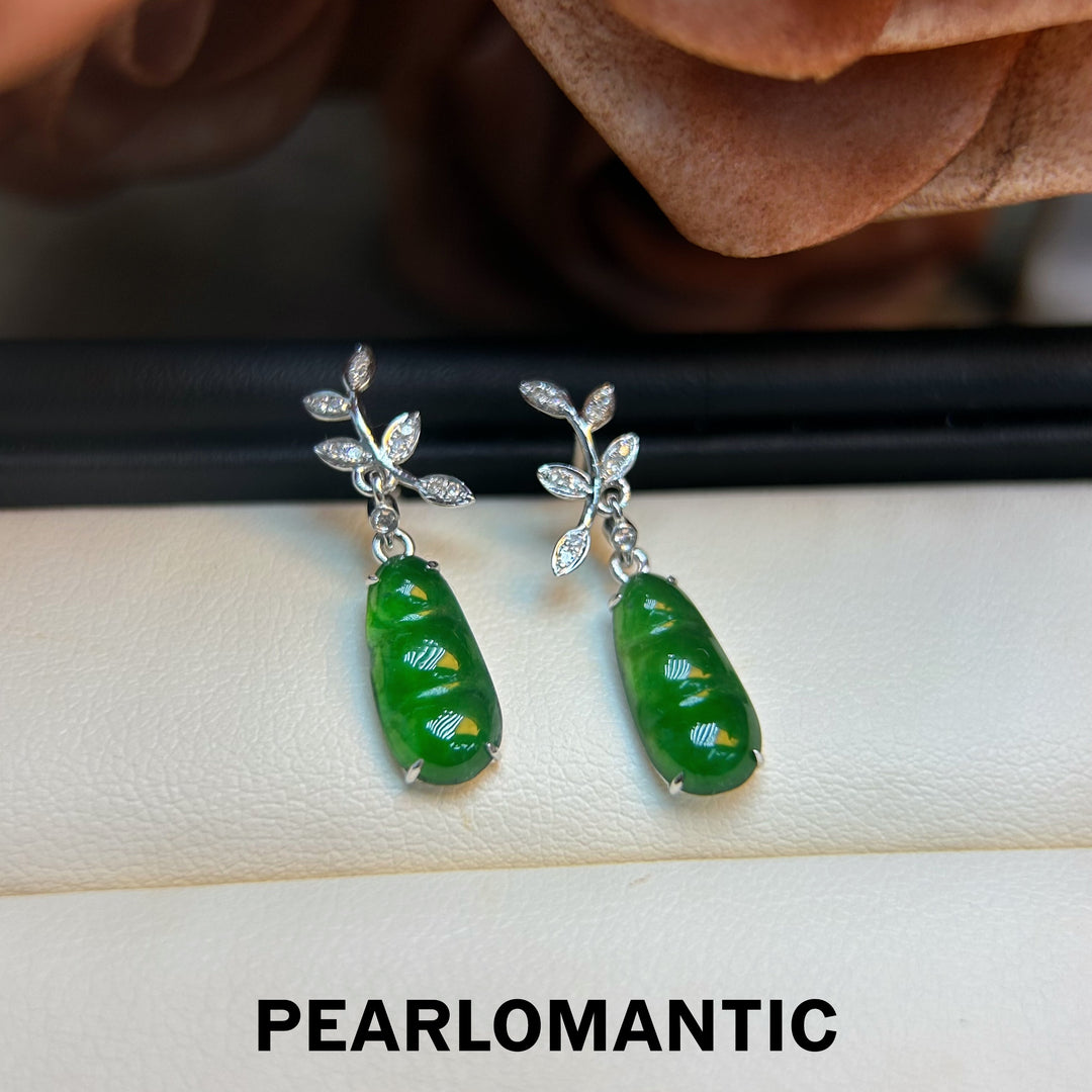 [Fine Jewelry] 18k White Gold Natural Jadeite Leaf Cut Earring w/ Diamond