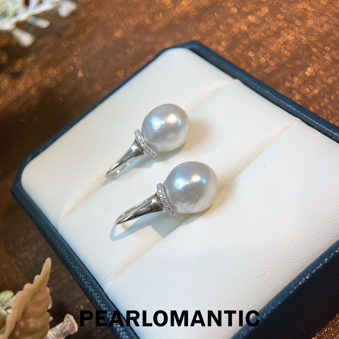 [Designer's Chioce] Australian White Baroque Pearl Smooth Surface Earrings w/ S925