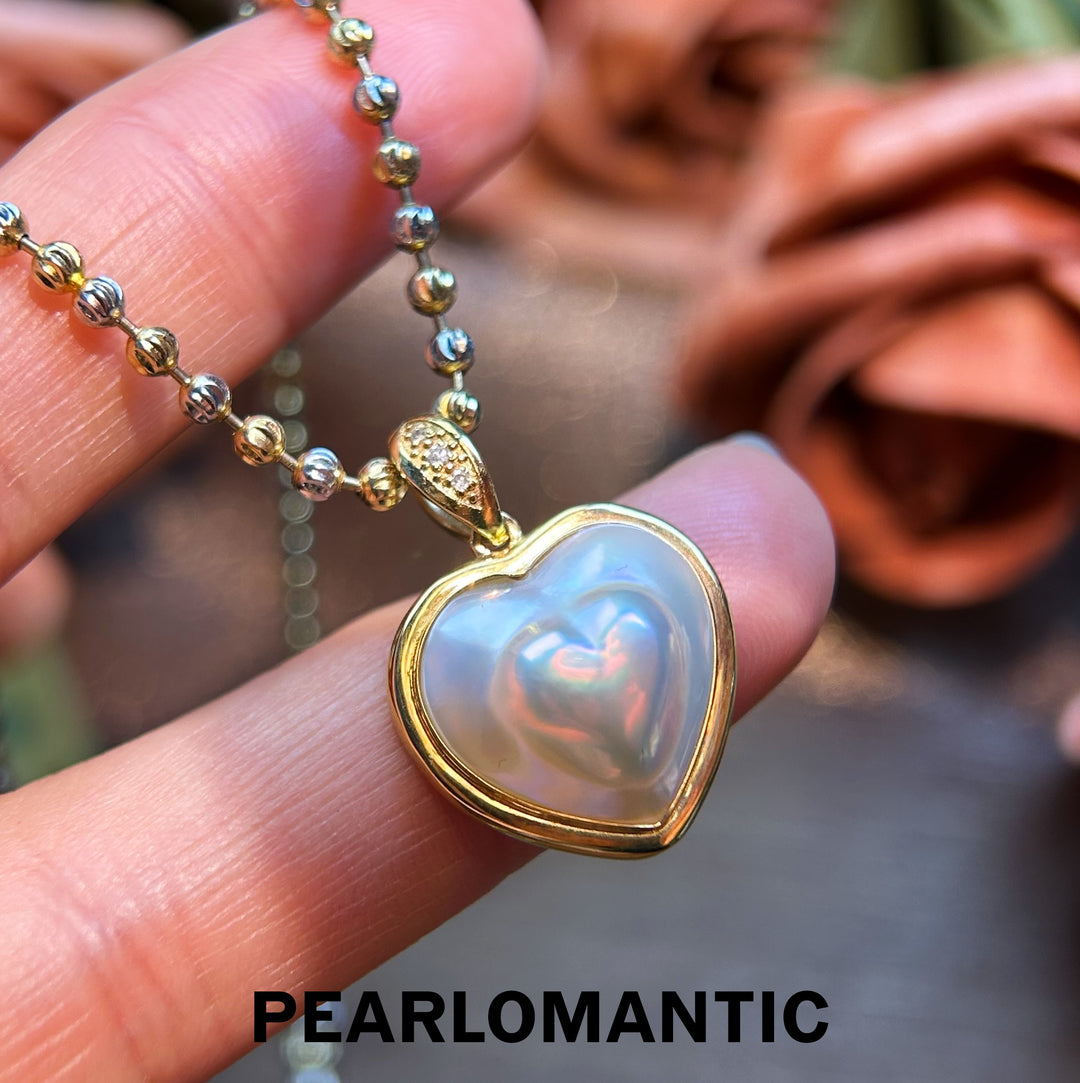[Joyas finas] Colgantes de corazón Amami Dream con perlas mabe japonesas de oro de 18k y diamantes