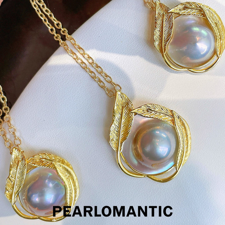 [Designer's Choice] S925 Silver w/ Gold Plated Golden Leaf Amami Mabe Pearl Pendant