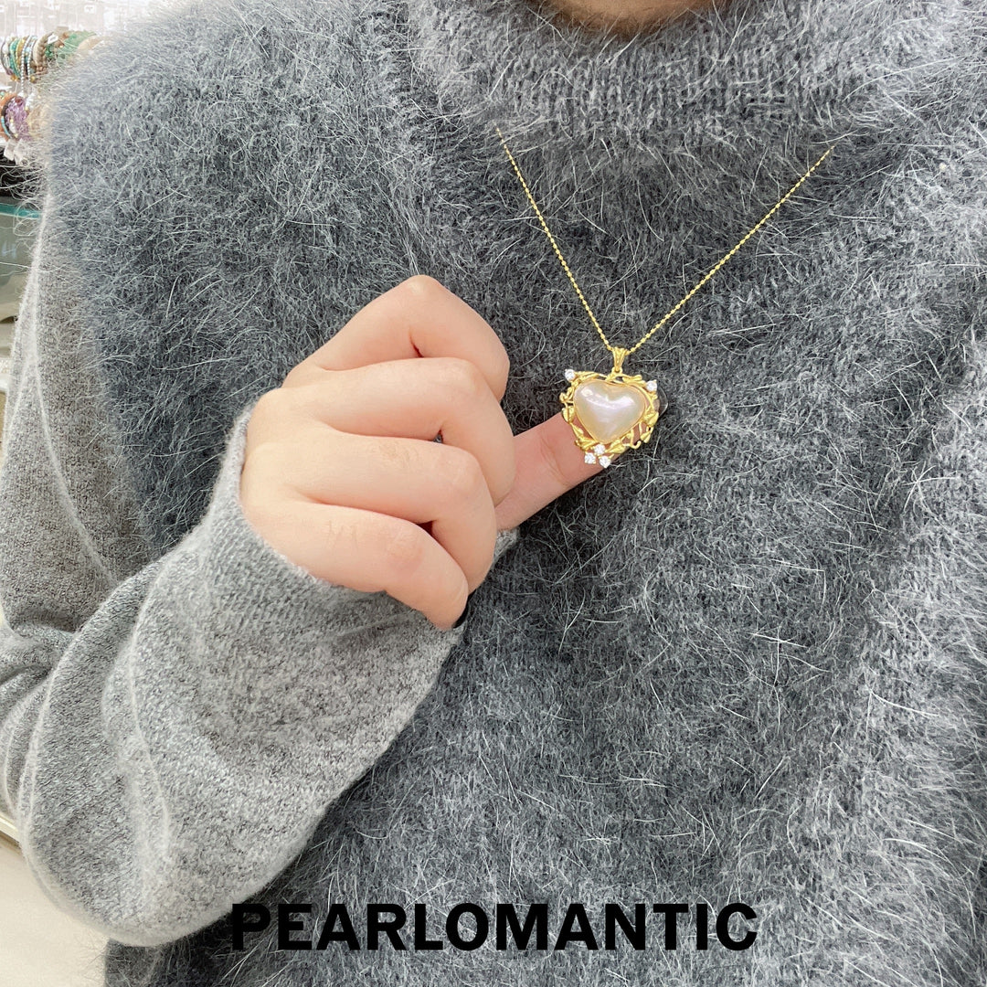 [Designer's Choice] Saltwater Mabe Pearl Heart Shape 17-18mm Rare Size Pendants