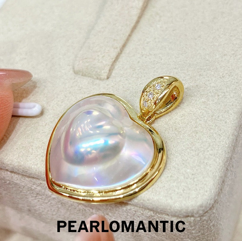 [Joyas finas] Colgantes de corazón Amami Dream con perlas mabe japonesas de oro de 18k y diamantes