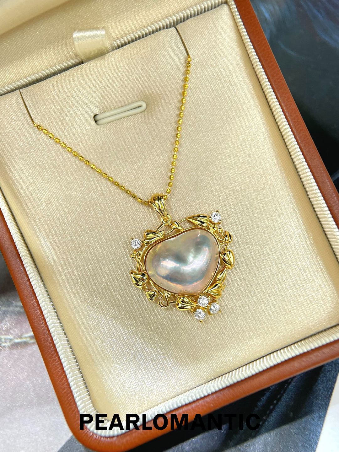 [Designer's Choice] Saltwater Mabe Pearl Heart Shape 17-18mm Rare Size Pendants