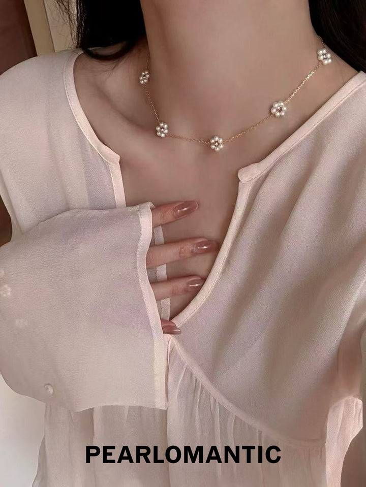 [Everyday Essentials] Petite Freshwater Pearl Flower Collarbone Necklace