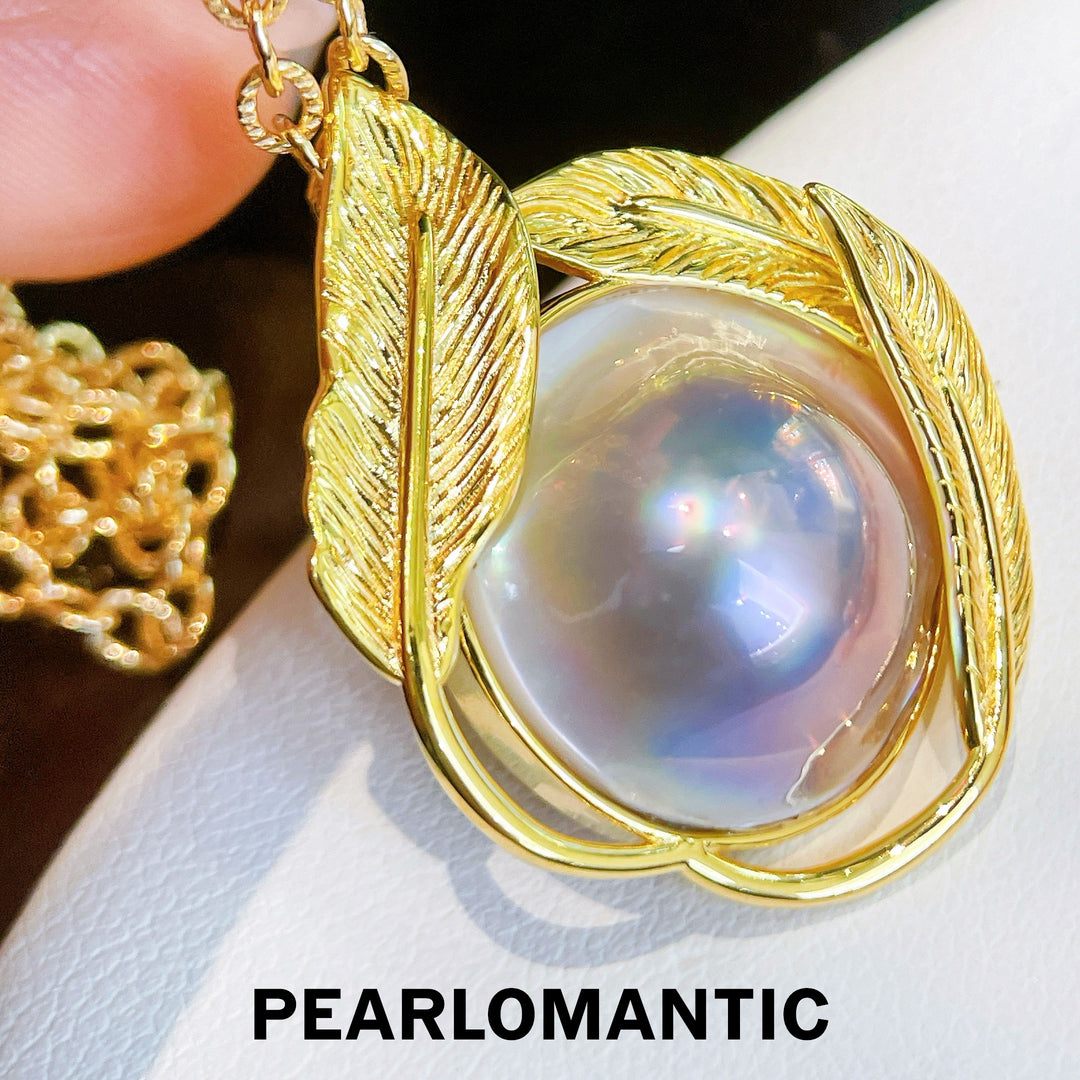 [Designer's Choice] S925 Silver w/ Gold Plated Golden Leaf Amami Mabe Pearl Pendant