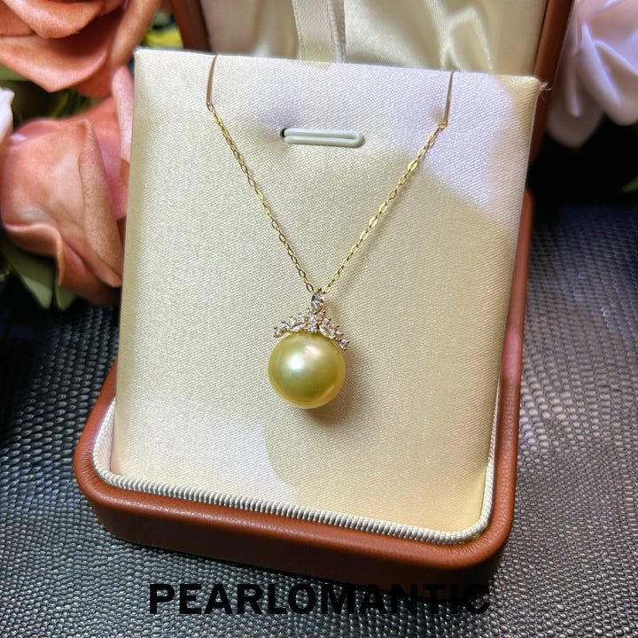 [618 Sale] 12.6mm Golden Pearl Floral Crown Pendant in 18K Gold