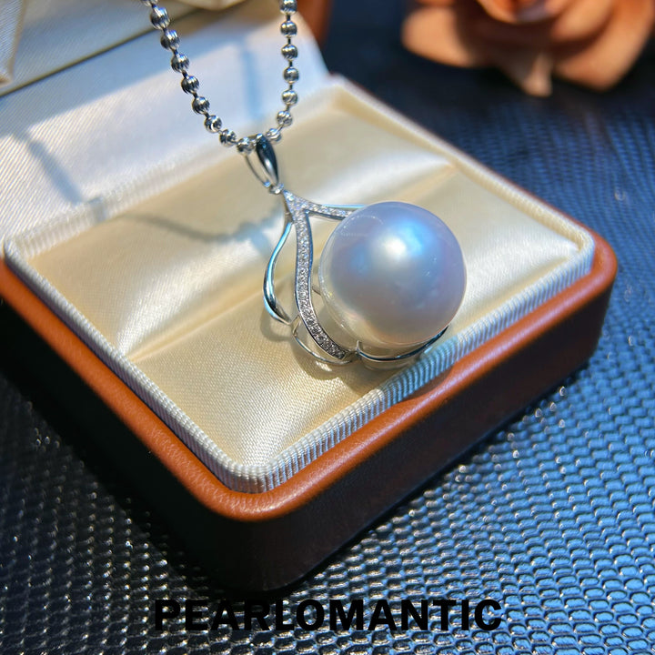 [Fine Jewelry] 18k Gold & Australian White Pearl 16.7mm Crescent Pendants