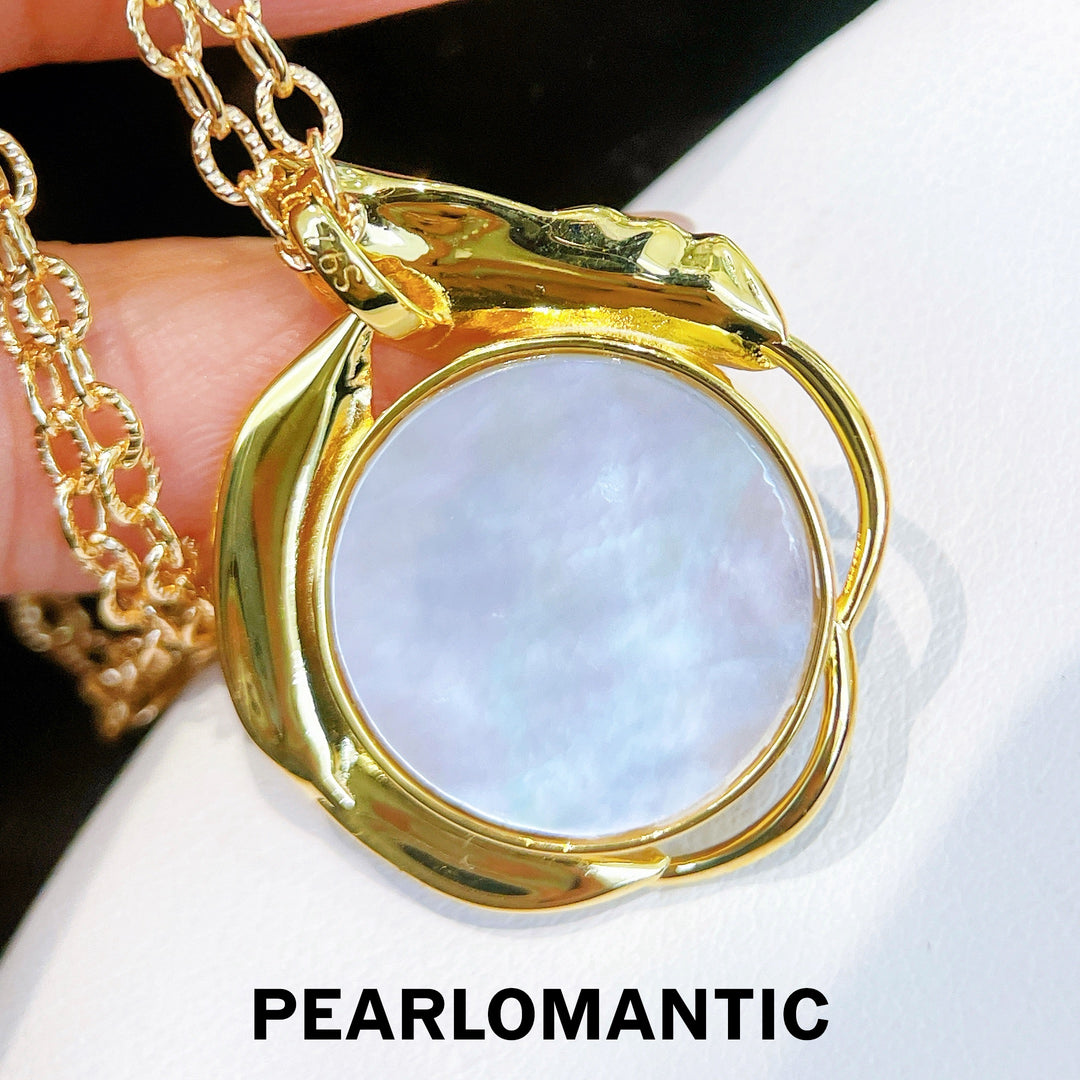[Designer's Choice] S925 Silver w/ Gold Plated Golden Leaf Amami Mabe Pearl Pendant