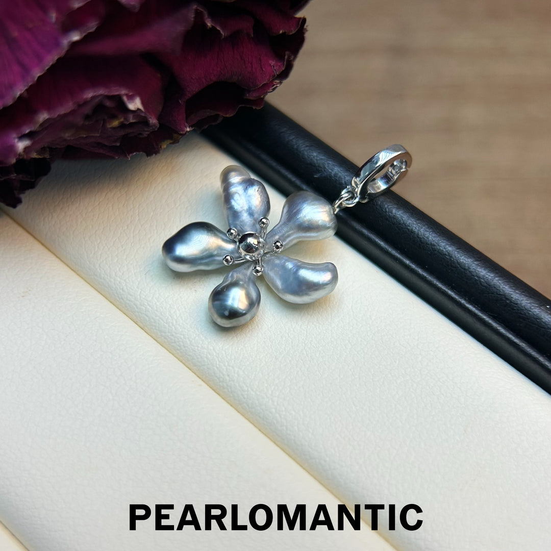 [Designer’s Choice] Tahitian Keshi Pearl Multi-sizes Flower Shape Pendants w/ 18k White Gold