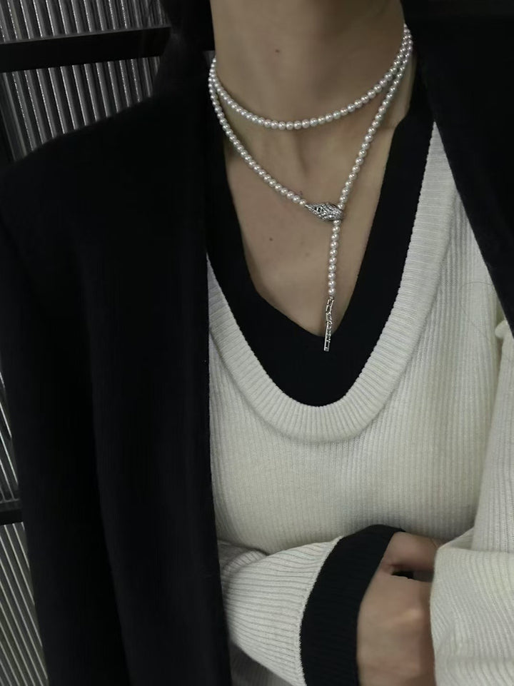 [Everyday Essentials] Freshwater Pearl Silver Serpent Elegance Sweater Chain Necklace