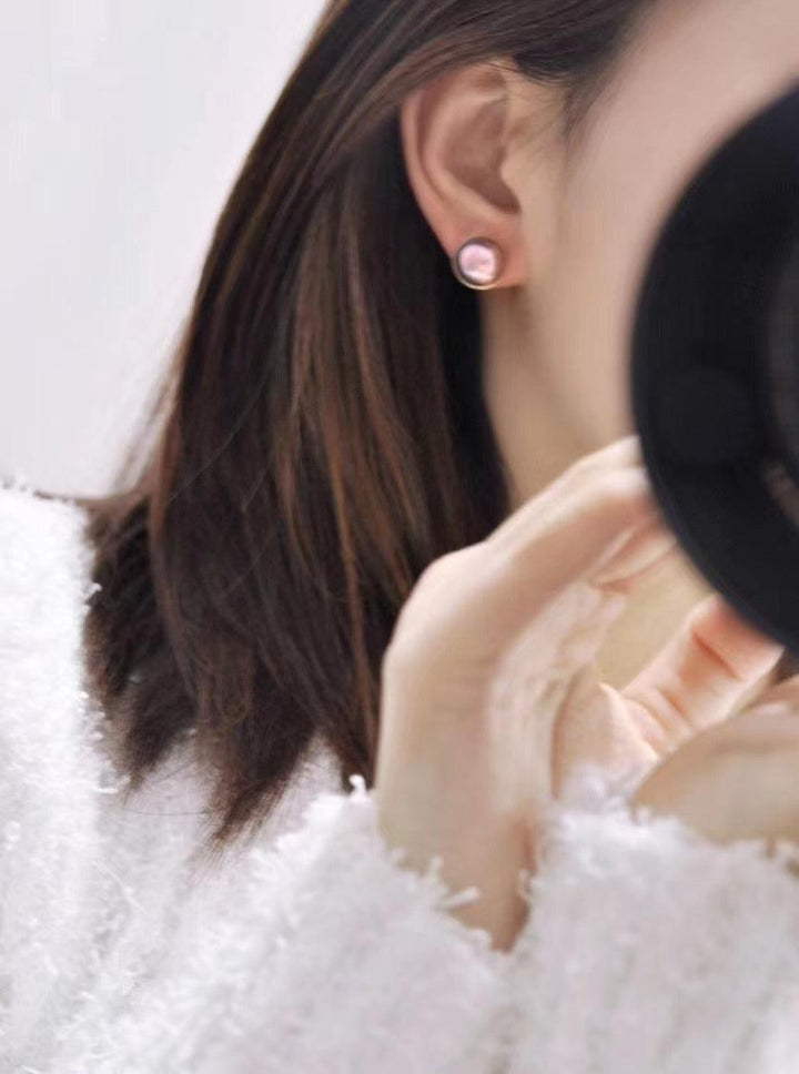 [Designer’s Choice] Rare Mabe Pearl 18k Earring Stud Rare Body Color w/ Rare Overtone